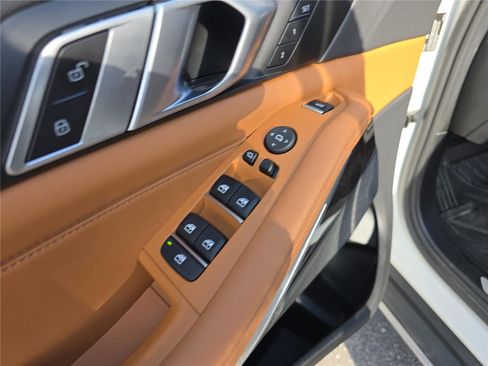 Certified 2023 BMW X5 xDrive40i w/ Premium Package image 21