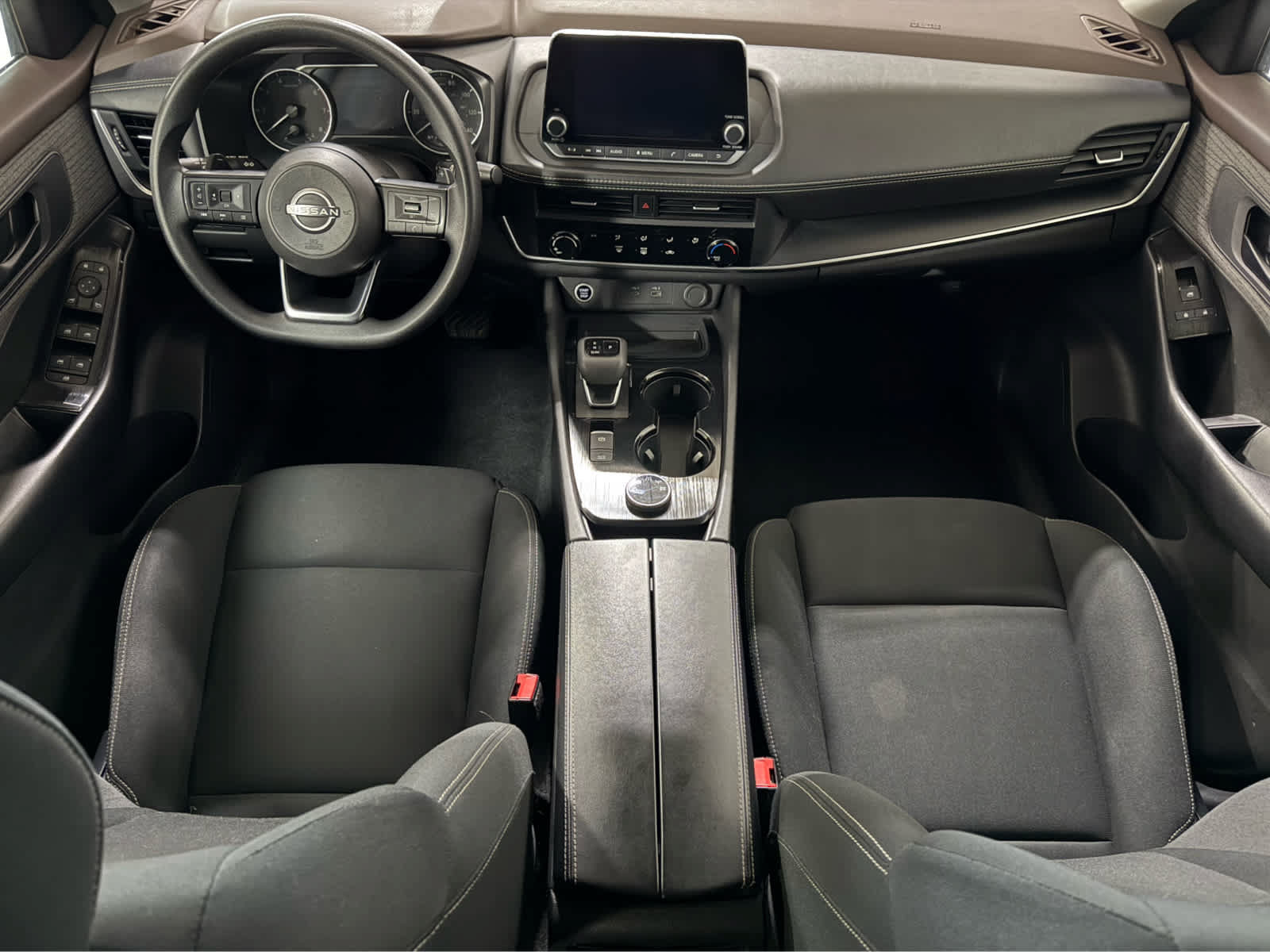 Used 2023 Nissan Rogue S AWD/4WD image 15