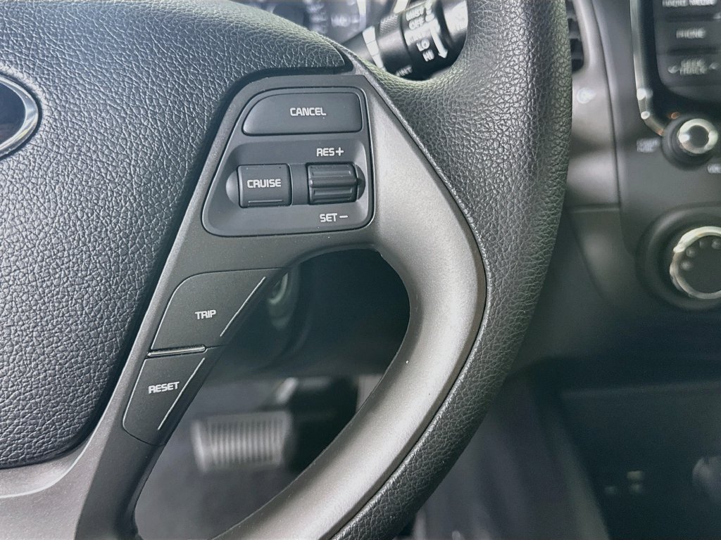 Used 2018 Kia Forte LX FWD image 19