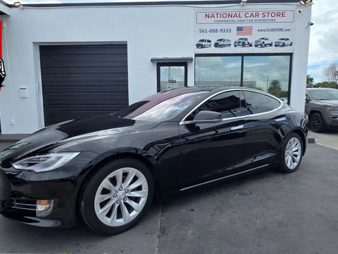 Used 2017 Tesla Model S 75 RWD image 1
