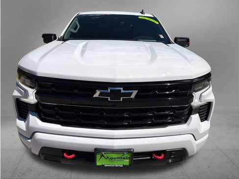 Used 2023 Chevrolet Silverado 1500 RST w/ Redline Edition AWD/4WD image 8