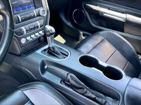 Used 2021 Ford Mustang Premium RWD image 12
