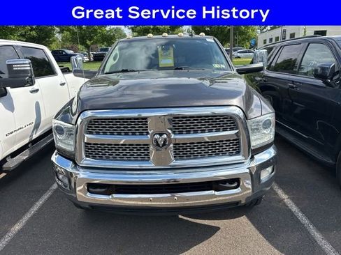Used 2014 RAM 2500 Laramie w/ Convenience Group AWD/4WD image 2