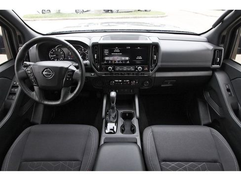 Used 2026 Nissan Frontier SV w/ SV Convenience Package RWD image 7
