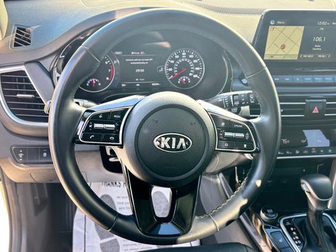 Used 2021 Kia Seltos SX image 28