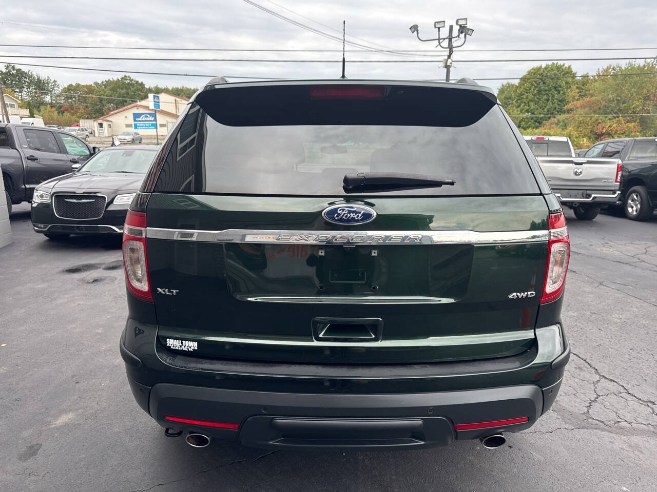 Used 2013 Ford Explorer XLT AWD/4WD image 7