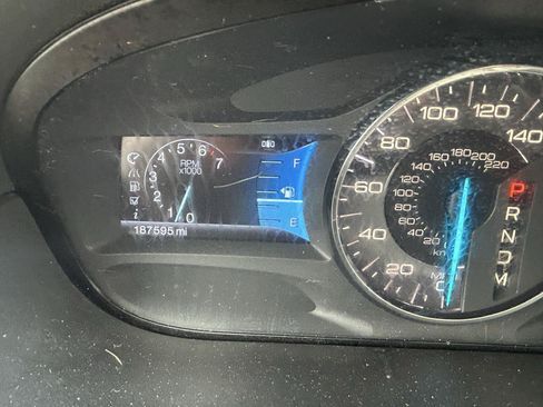 Used 2011 Ford Edge Limited w/ 301A Rapid Spec Order Code FWD image 22
