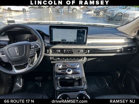 Used 2023 Lincoln Nautilus AWD w/ Premium Package image 16