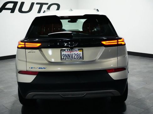 Used 2023 Chevrolet Bolt EUV LT w/ Driver Confidence Package image 22
