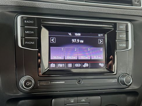 Used 2018 Volkswagen Jetta S image 14