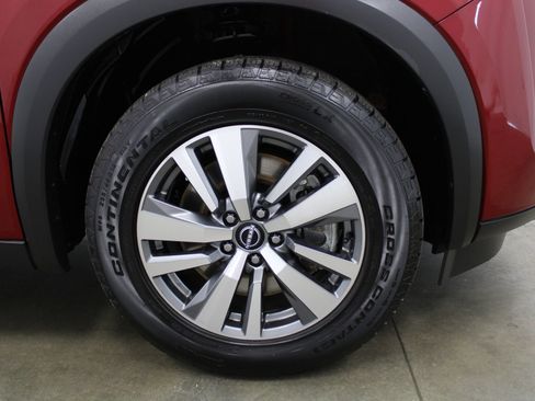 Used 2023 Nissan Pathfinder SL AWD/4WD image 5