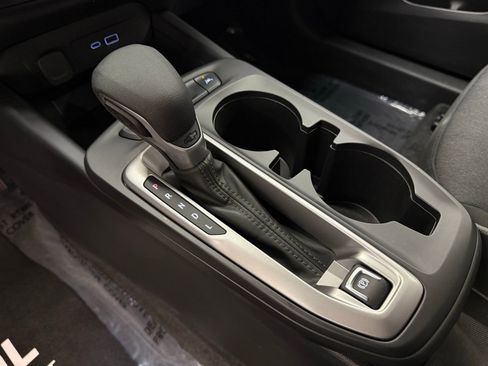 Used 2025 Chevrolet Trax LS image 15