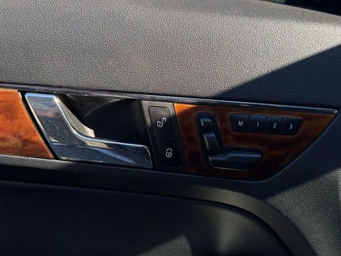 Used 2012 Mercedes-Benz E 350 Coupe image 23