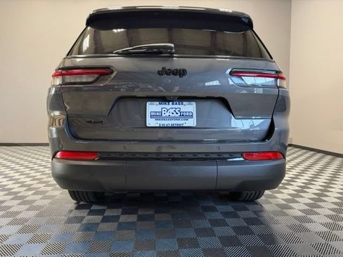 Used 2023 Jeep Grand Cherokee L Laredo AWD/4WD image 10