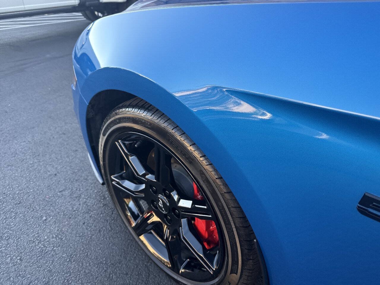 Used 2020 Ford Mustang GT Premium w/ Equipment Group 401A RWD image 29