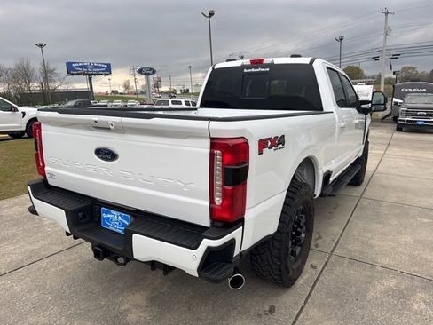 Used 2024 Ford F250 XLT w/ XLT Premium Package image 7