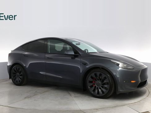 Used 2021 Tesla Model Y Performance image 5
