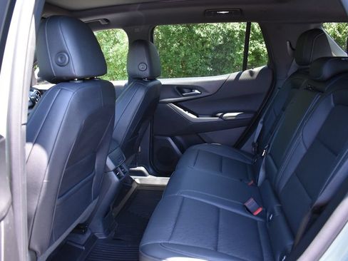 Used 2026 Chevrolet Equinox LT w/ Convenience Package II AWD/4WD image 32