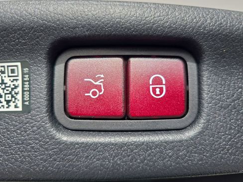 Certified 2025 Mercedes-Benz C 300 Sedan image 16