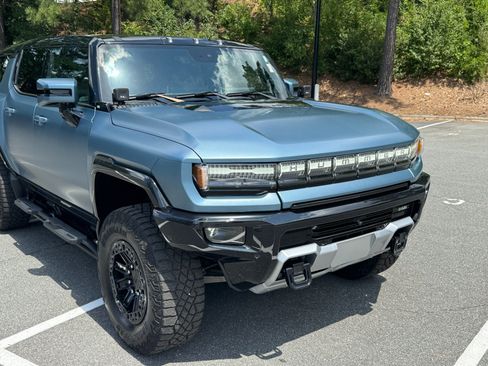 Used 2024 GMC Hummer EV 3X w/ Omega Edition AWD/4WD image 17
