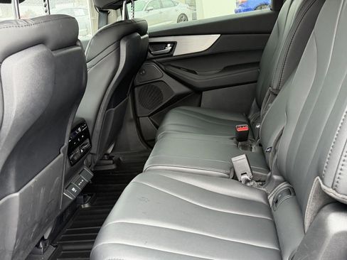 Certified 2025 Acura MDX SH-AWD image 11