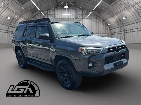 Used 2021 Toyota 4Runner SR5 AWD/4WD image 1