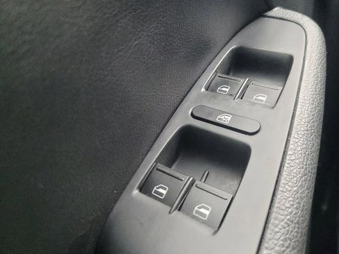 Used 2016 Volkswagen Jetta Sport image 27