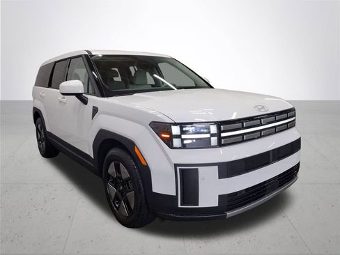 New 2026 Hyundai Santa Fe SE image 4