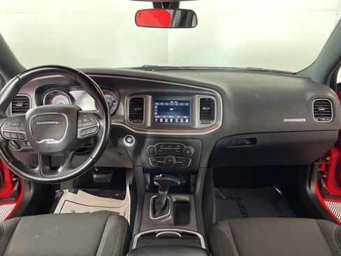 Used 2022 Dodge Charger SXT image 33
