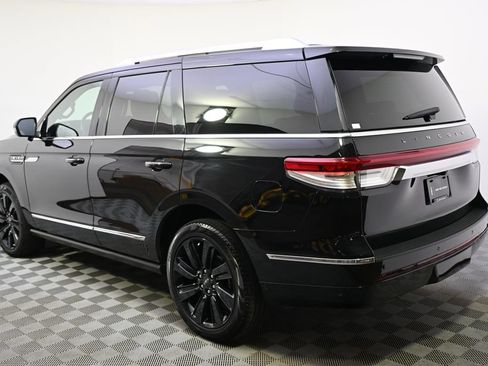 Used 2024 Lincoln Navigator Reserve w/ Equipment Group 201A AWD/4WD image 3