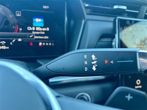 Used 2025 GMC Terrain Elevation image 24