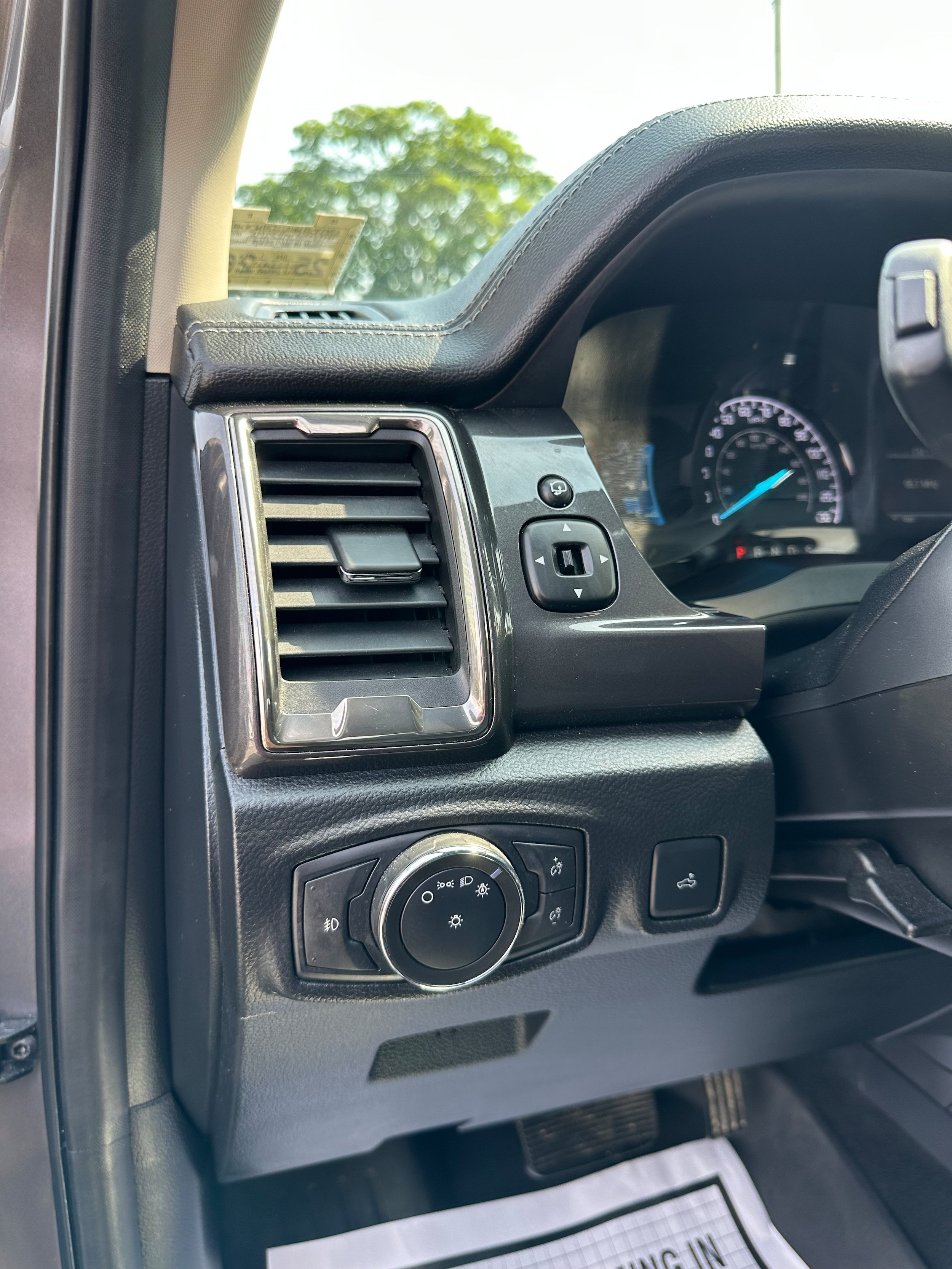 Used 2021 Ford Ranger Lariat w/ Equipment Group 501A High AWD/4WD image 13