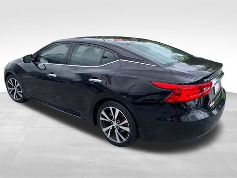 Used 2017 Nissan Maxima Platinum FWD image 3