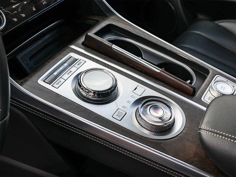 Used 2024 Genesis GV80 3.5T image 21