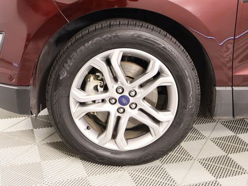 Used 2018 Ford Edge Titanium w/ Equipment Group 302A image 18