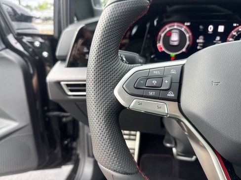 New 2026 Volkswagen GTI SE FWD image 20