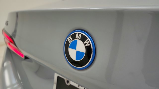Used 2026 BMW i5 eDrive40 RWD image 33