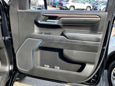 Used 2022 Chevrolet Silverado 1500 LT image 21