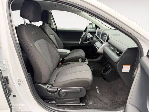 Used 2024 Hyundai Ioniq 5 SE AWD/4WD image 24
