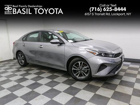 Used 2023 Kia Forte LXS w/ LXS Technology Package image 1