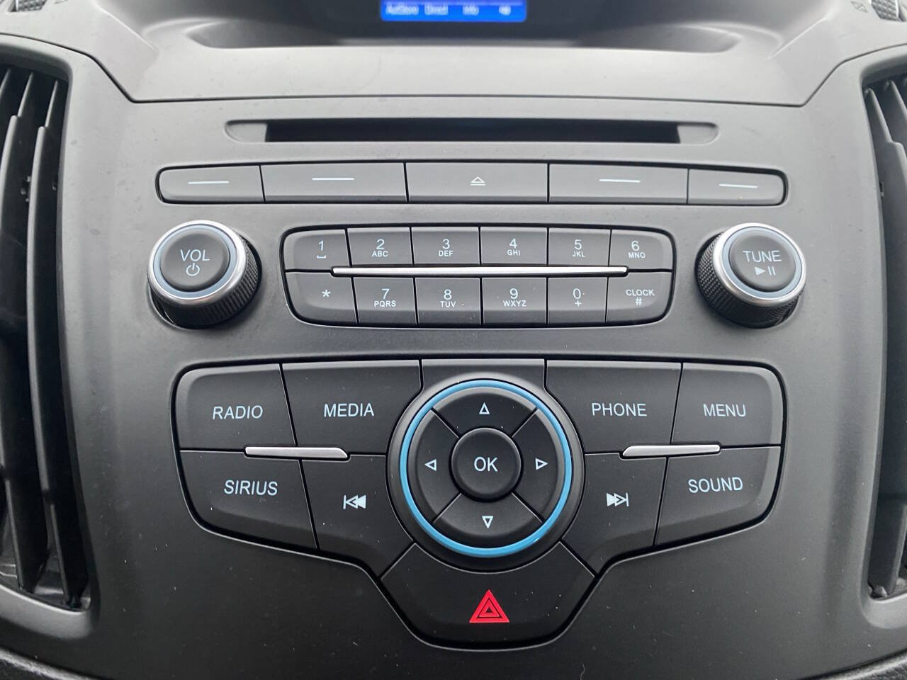 Used 2017 Ford Escape SE AWD/4WD image 35