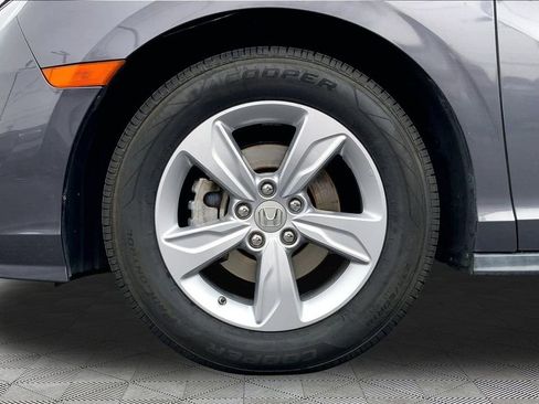 Used 2018 Honda Odyssey EX image 22