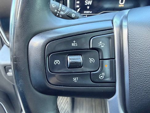 Used 2023 GMC Sierra 1500 SLE w/ Enhanced Capability Package AWD/4WD image 13