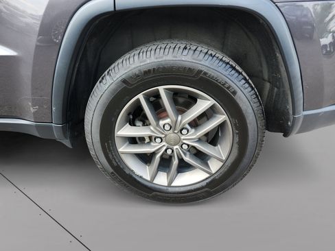 Used 2016 Jeep Grand Cherokee Laredo 75th Anniversary AWD/4WD image 13
