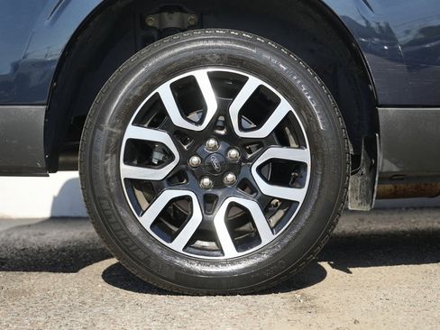 Used 2022 Ford Maverick Lariat w/ Lariat Luxury Package image 11