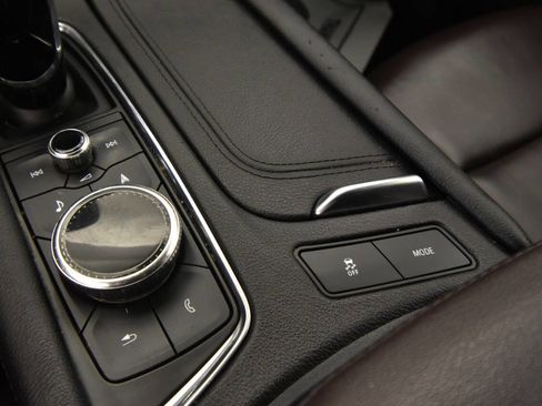 Used 2023 Cadillac XT6 Premium Luxury image 20