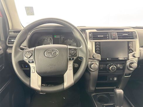 Certified 2022 Toyota 4Runner SR5 Premium RWD image 31