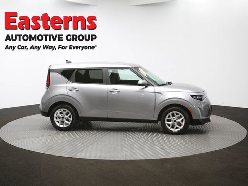 Used 2024 Kia Soul LX w/ Option Group 015 image 42