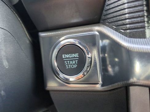 Used 2025 Ford F150 Lariat w/ Equipment Group 502A High AWD/4WD image 30