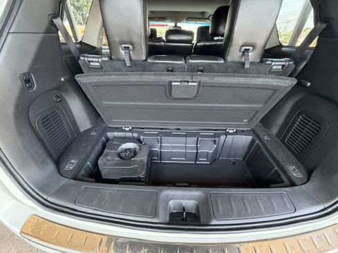 Used 2014 Nissan Pathfinder Platinum w/ Platinum Premium Package AWD/4WD image 15